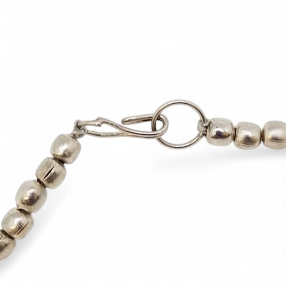 Multi-Stone Inlay Beaded necklace - Turquoise, Coral, Lapis & Silver look. - Picture 6 of 6